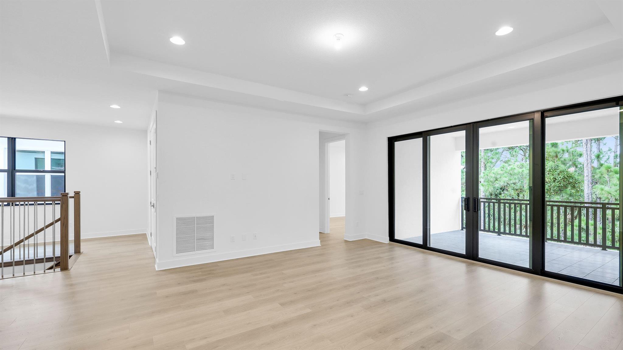 ALTON NEIGHBORHOOD - Residential