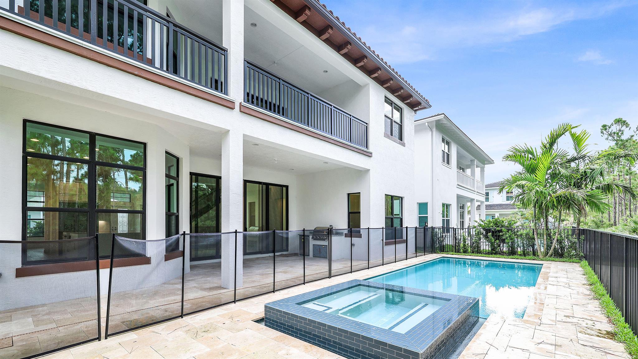 ALTON NEIGHBORHOOD - Residential