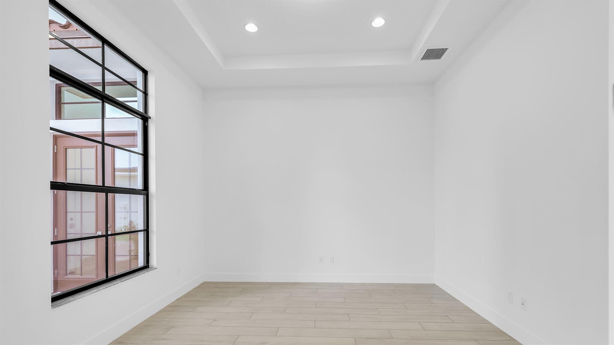 ALTON NEIGHBORHOOD - Residential