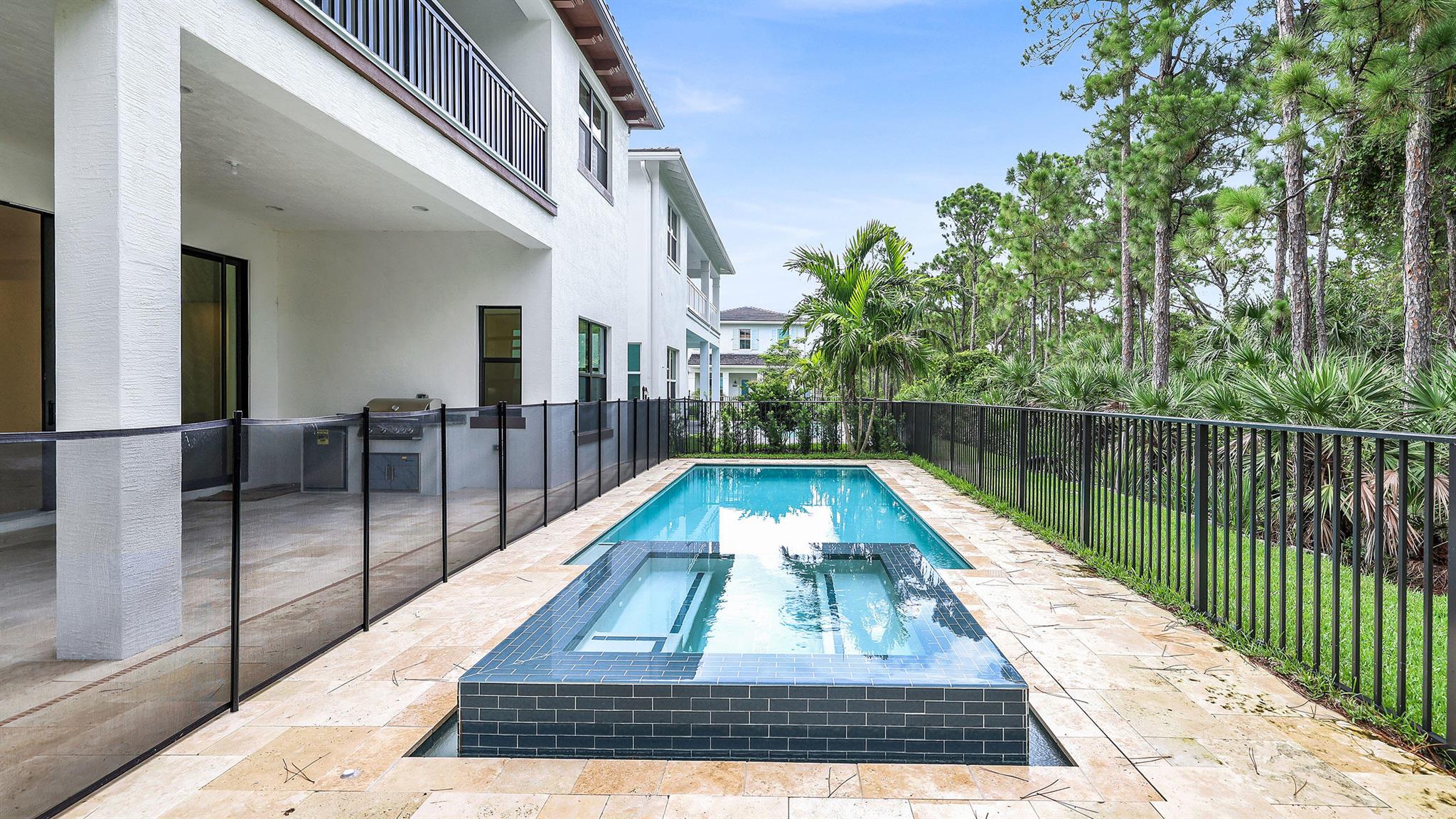 ALTON NEIGHBORHOOD - Residential