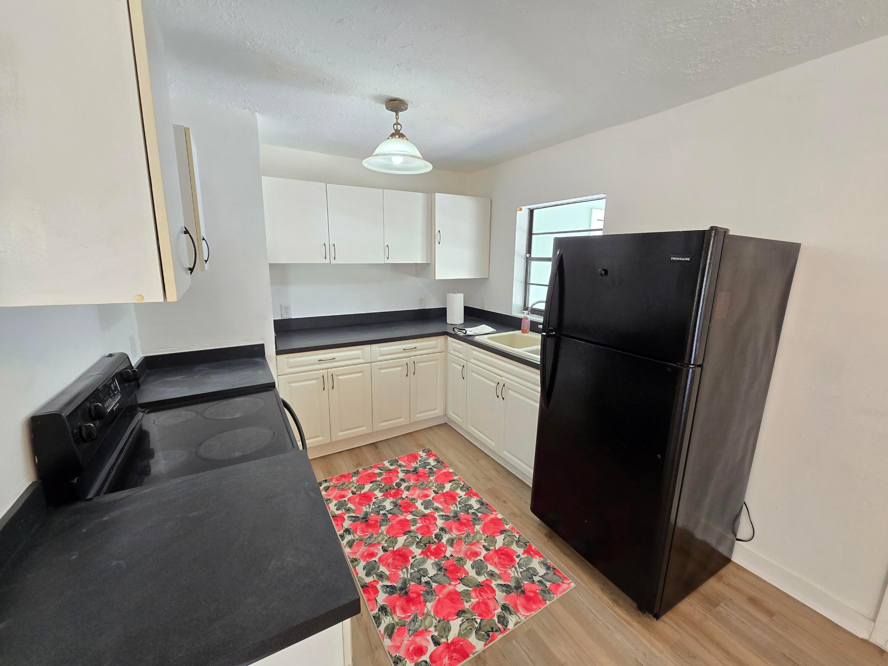 J ELMO COOK S/D - Residential Lease