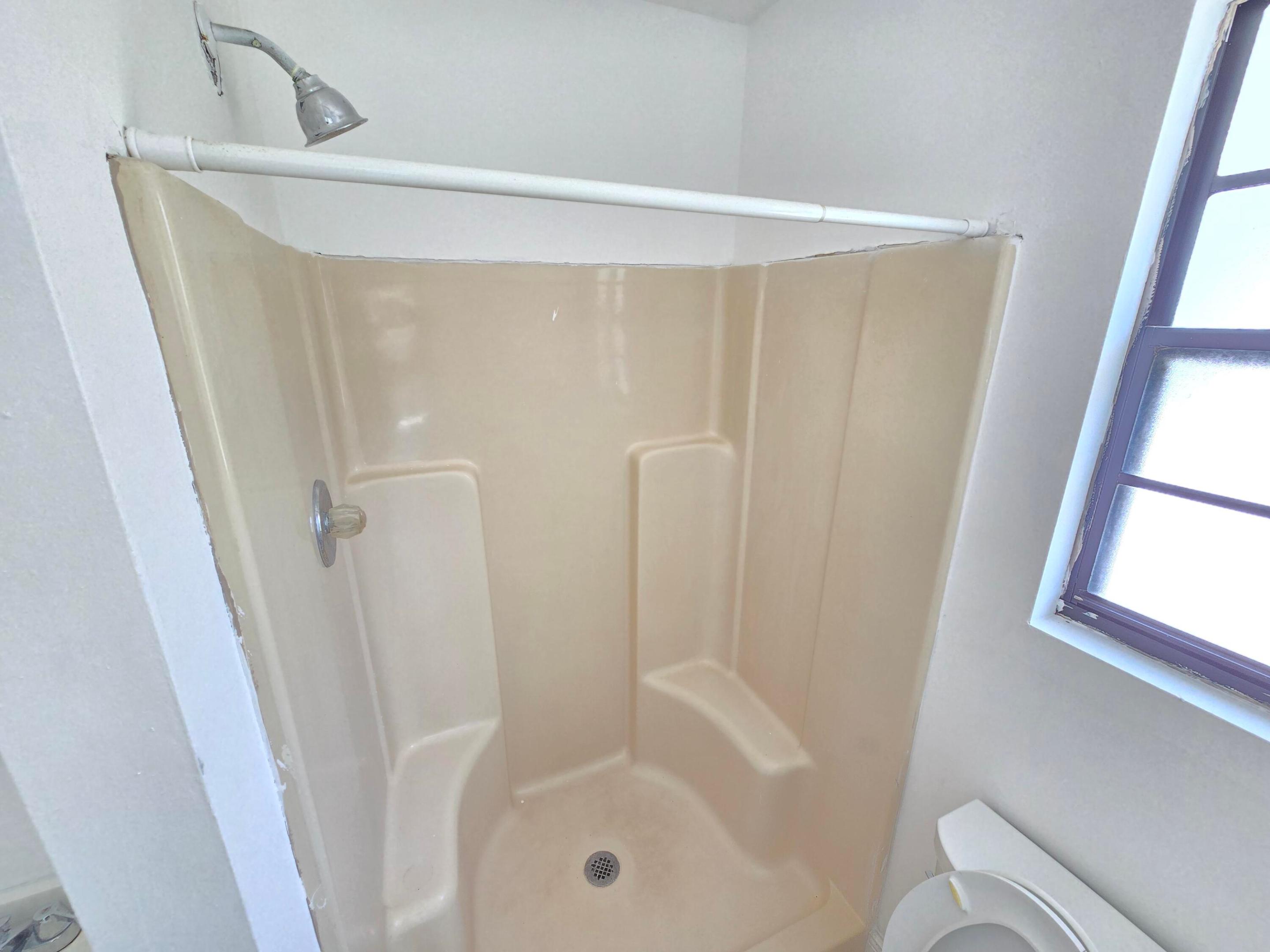 J ELMO COOK S/D - Residential Lease