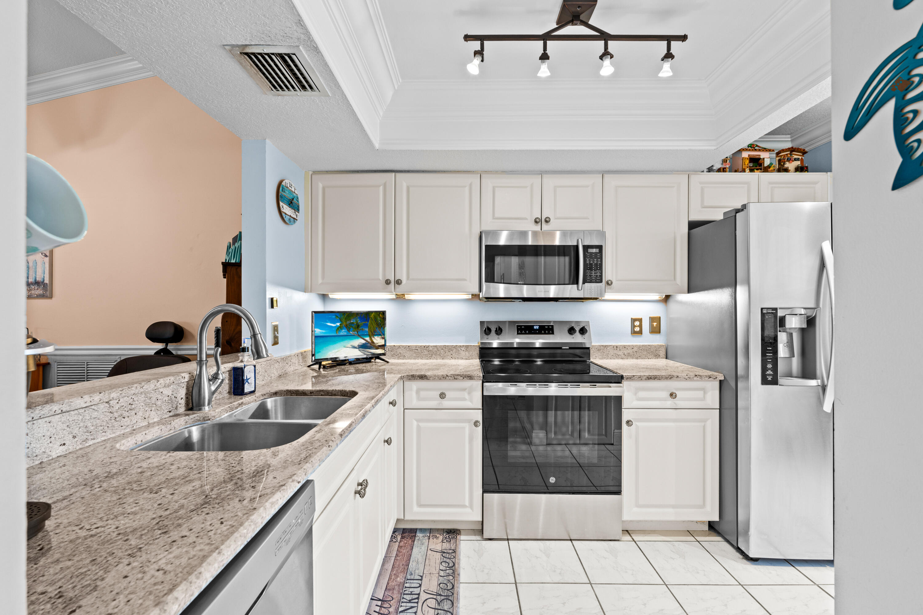 6266 Red Cedar Circle