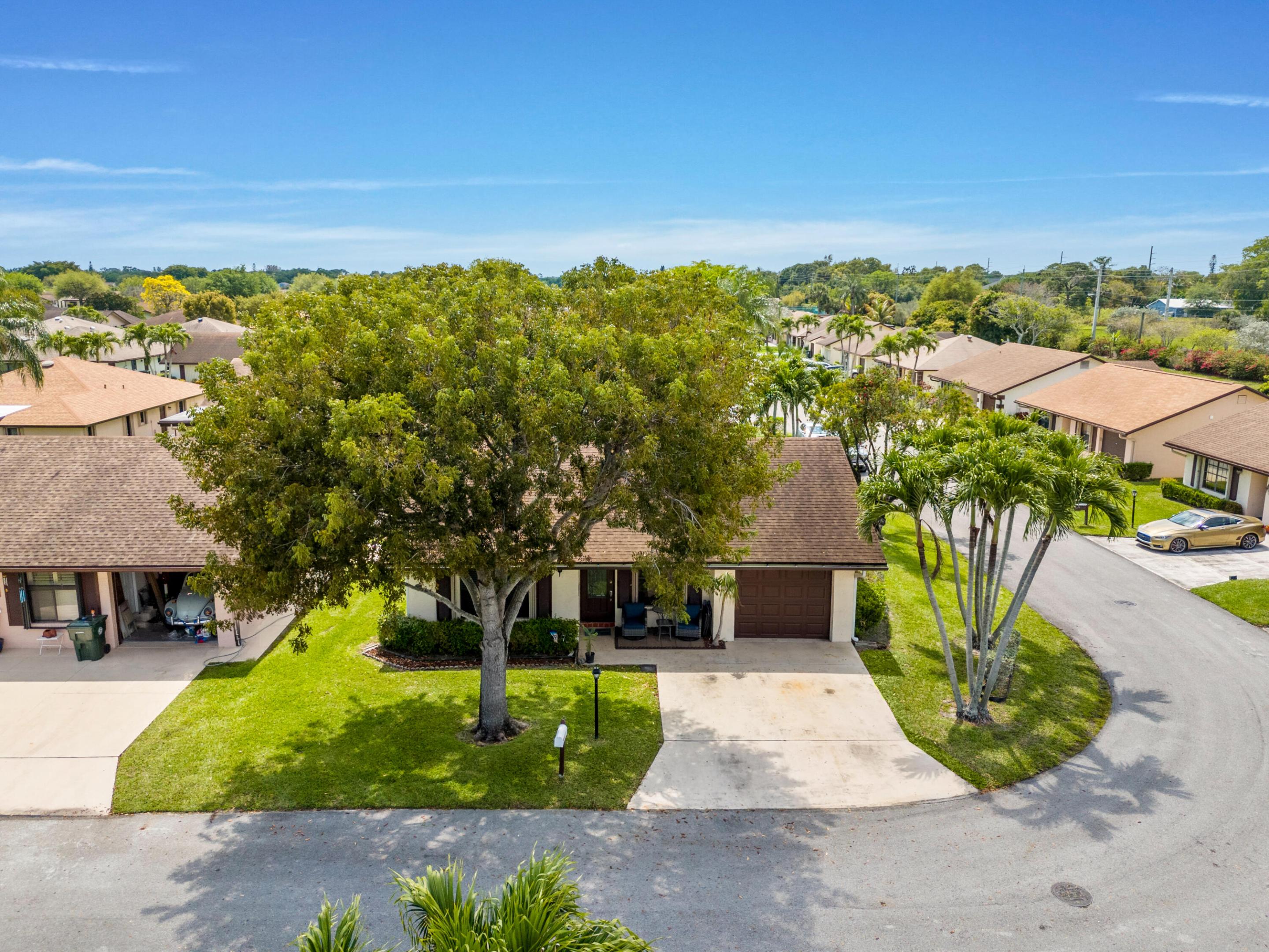 BUTTONWOOD 2 - Residential