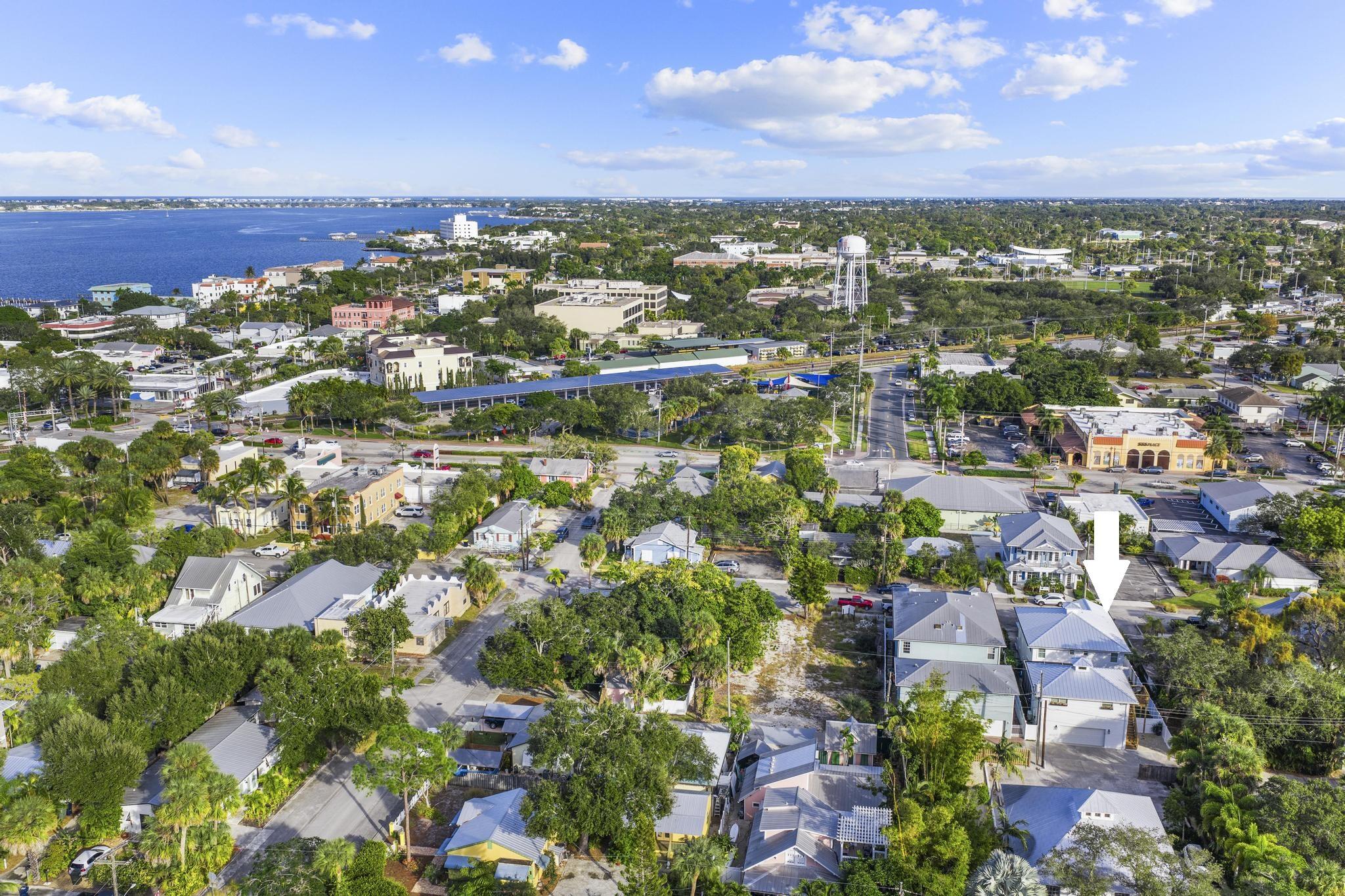 516 SW Camden Avenue