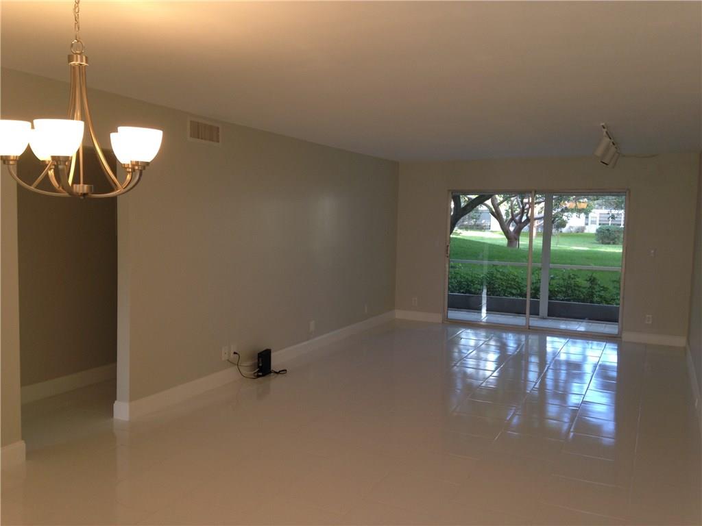 WYNMOOR COUNTRY CLUB - Residential