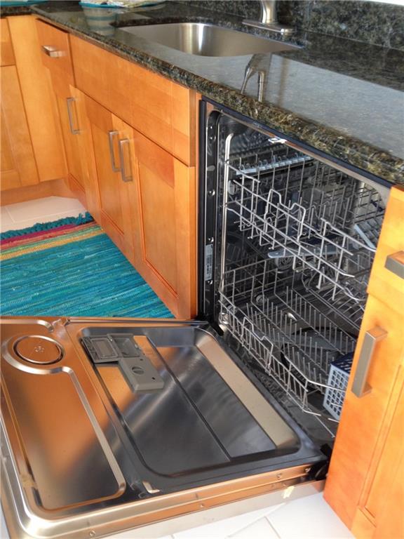 WYNMOOR COUNTRY CLUB - Residential