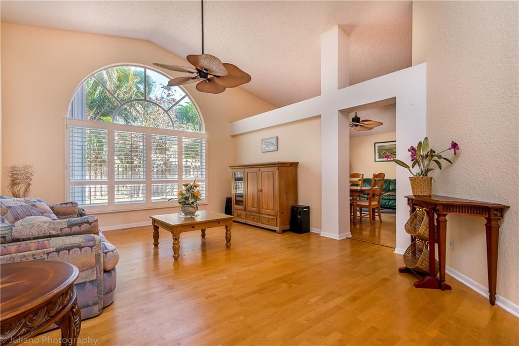 SIENA OAKS - Residential