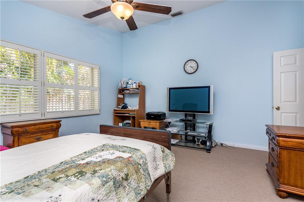 SIENA OAKS - Residential