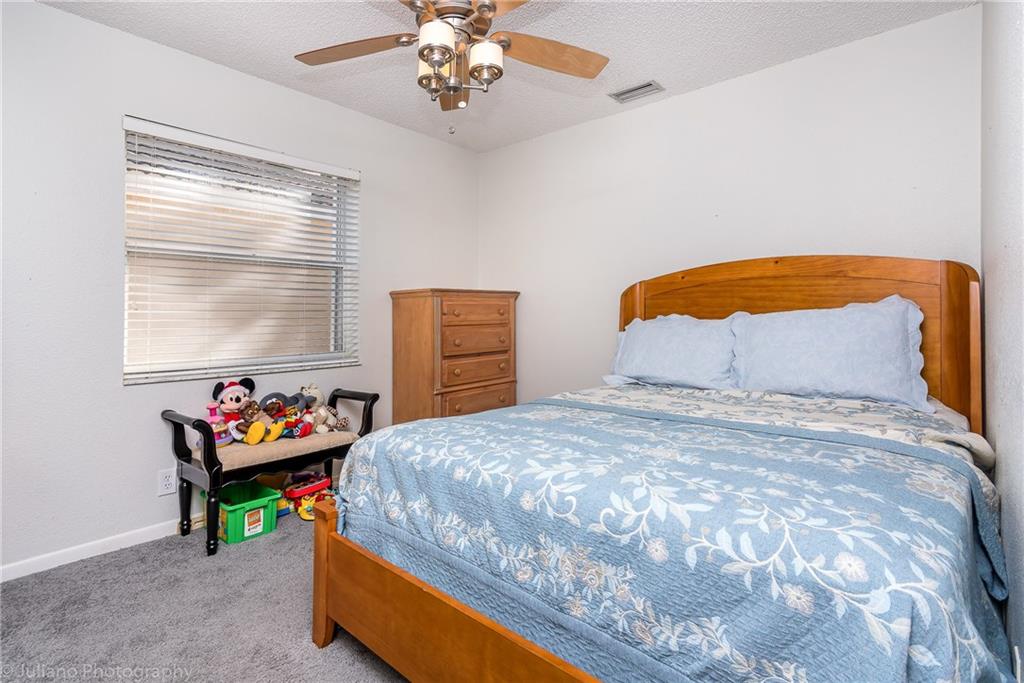 SIENA OAKS - Residential