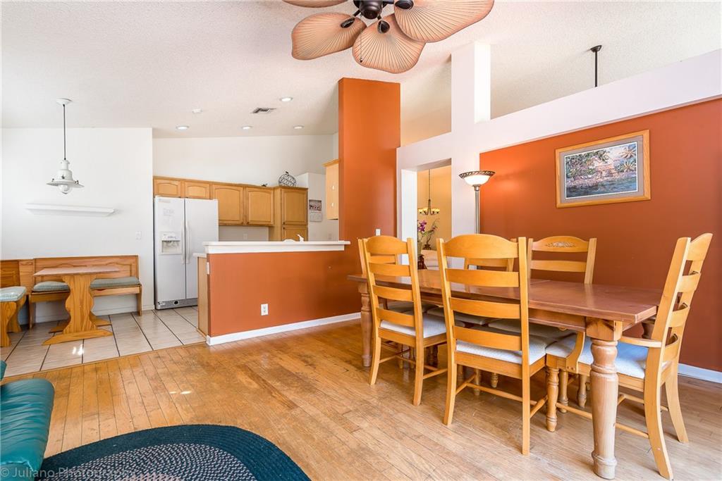 SIENA OAKS - Residential