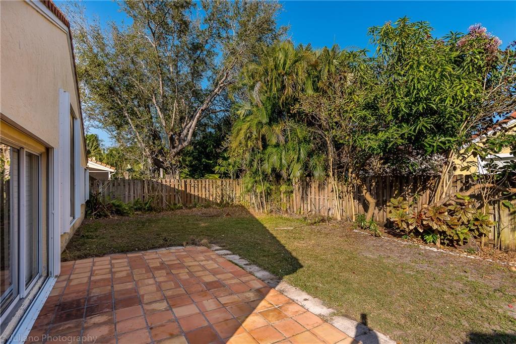 SIENA OAKS - Residential