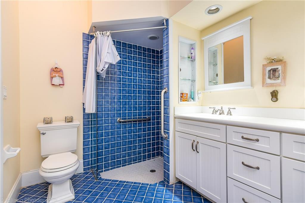 SIENA OAKS - Residential