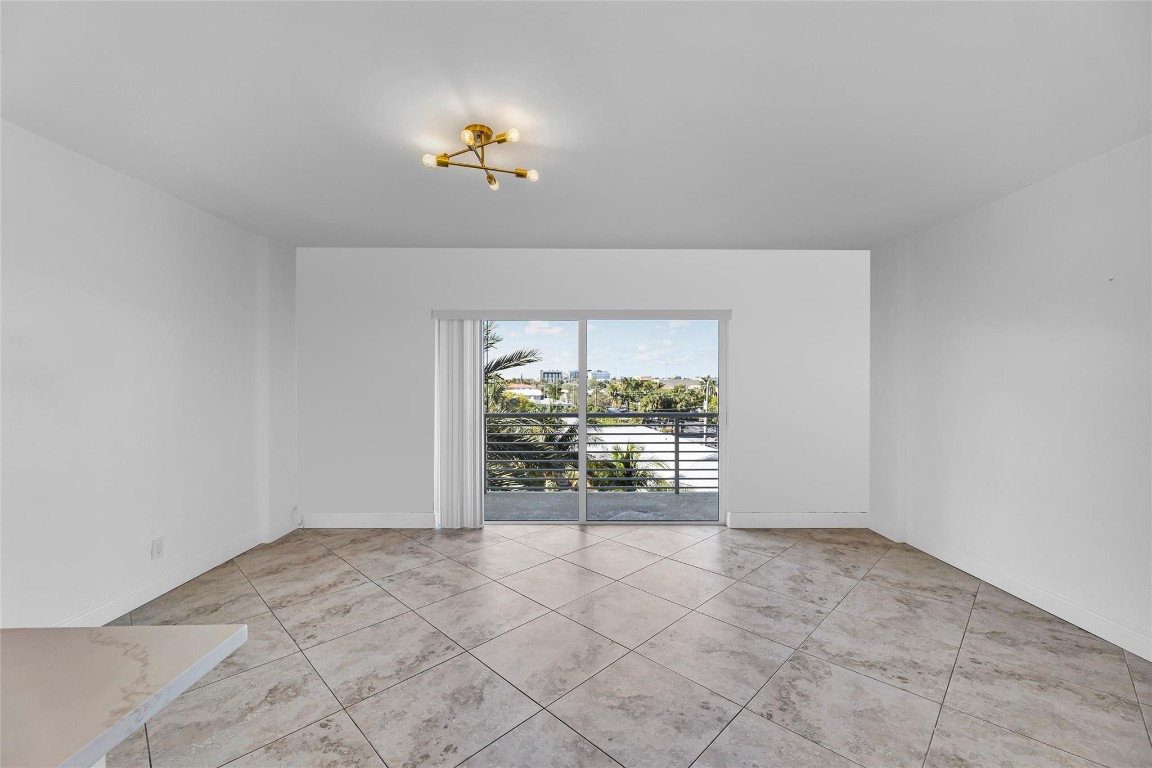 Lauderdale Tower - Residential