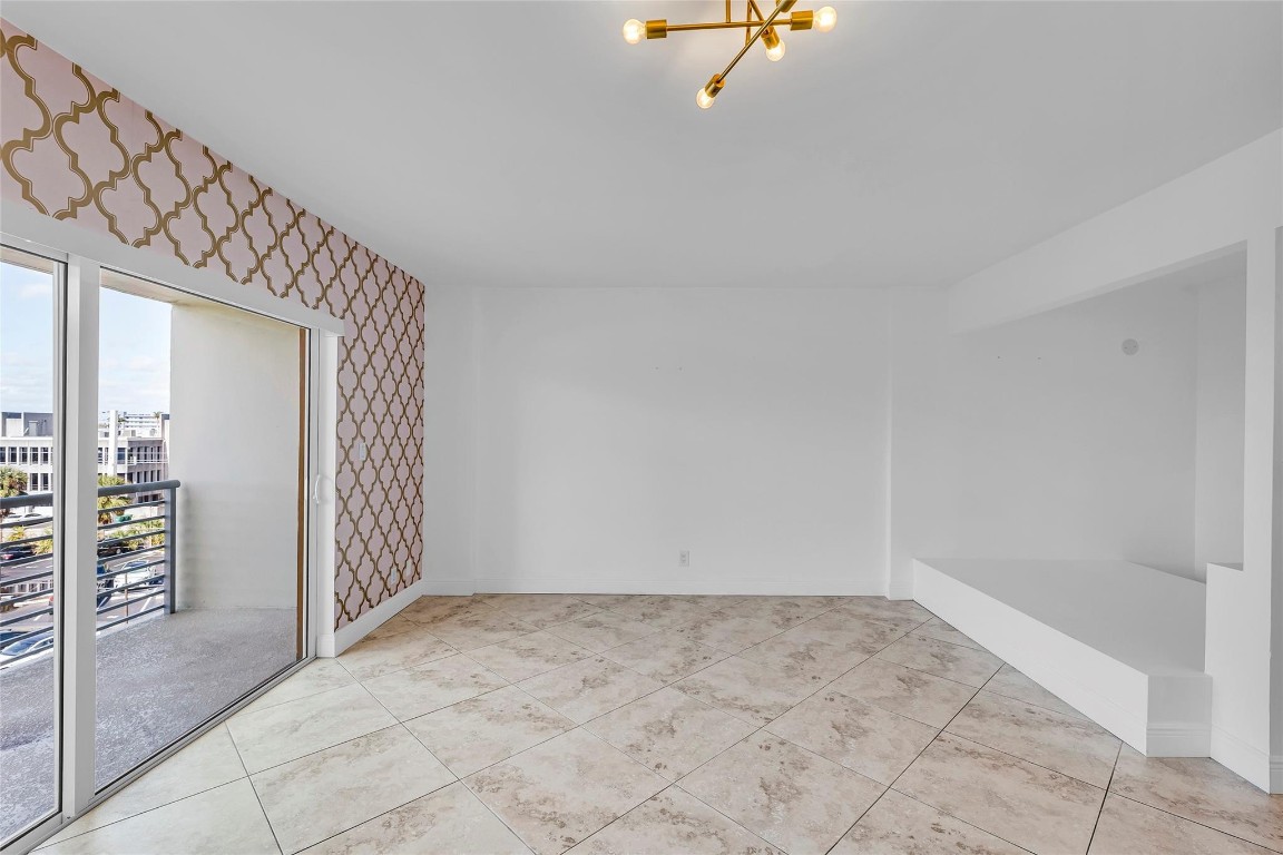 Lauderdale Tower - Residential