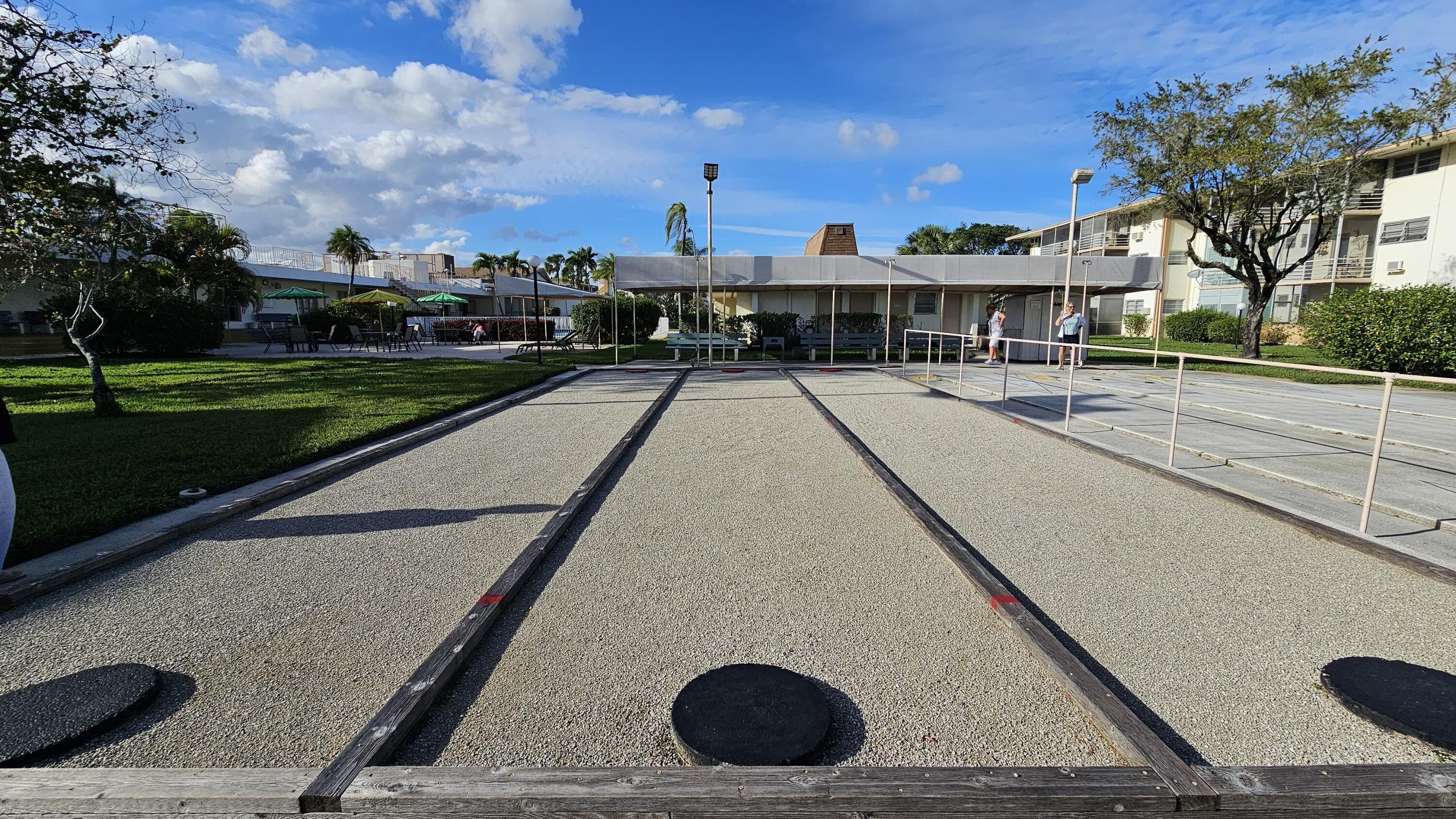 MAR-LEN GARDENS NO 11 CORP-CO-OP - Residential