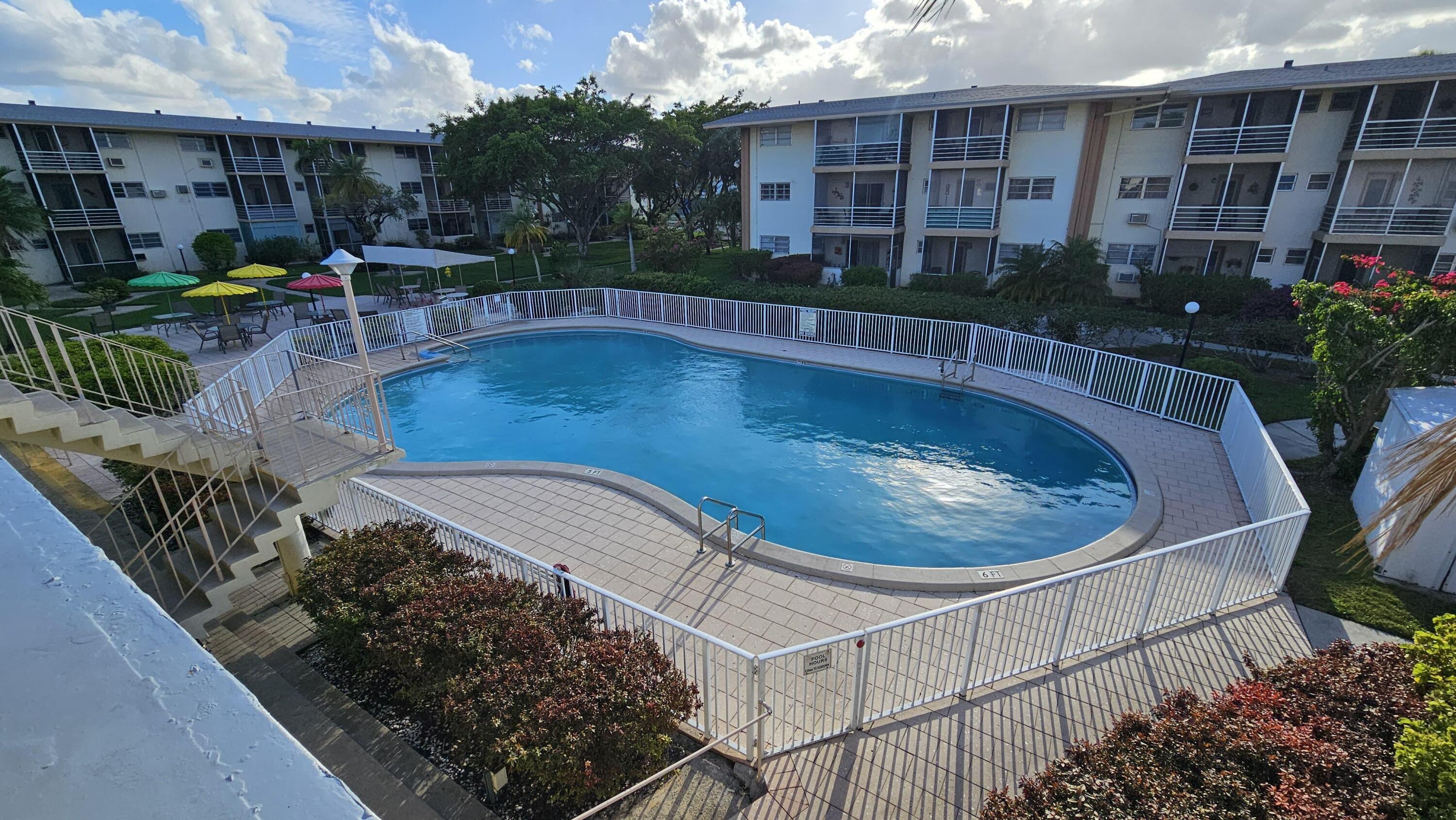 MAR-LEN GARDENS NO 11 CORP-CO-OP - Residential