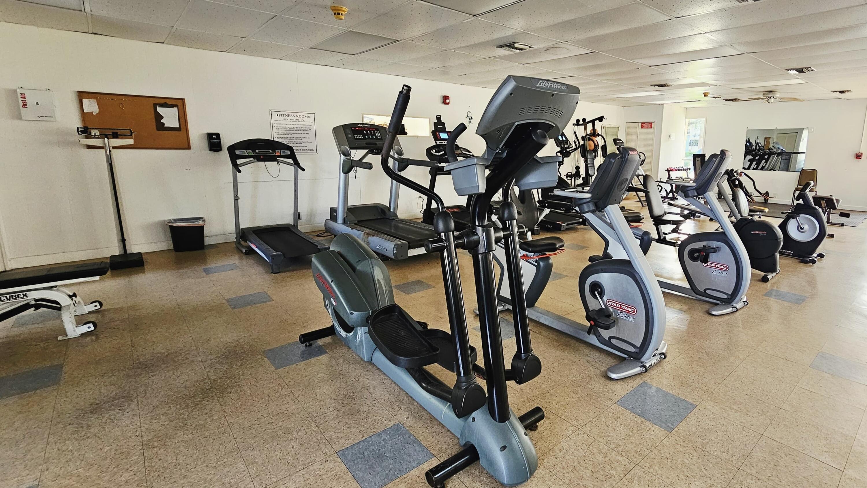 MAR-LEN GARDENS NO 11 CORP-CO-OP - Residential