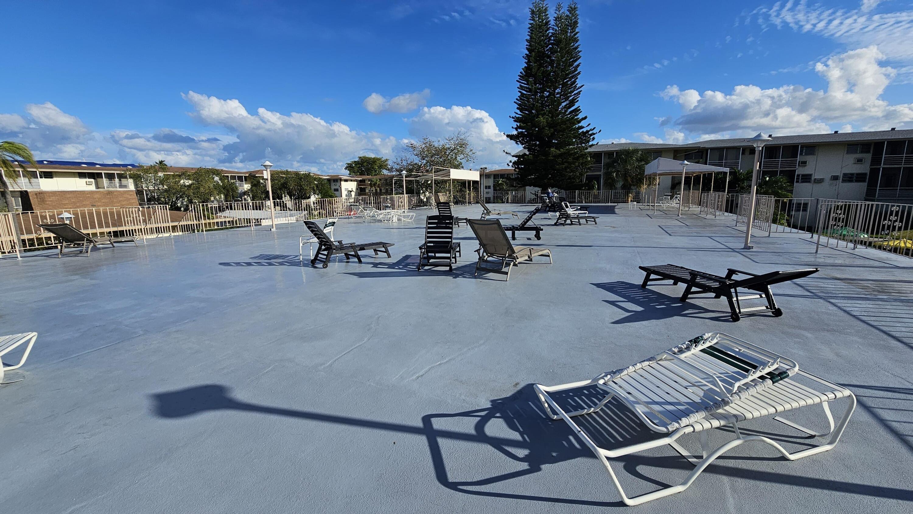 MAR-LEN GARDENS NO 11 CORP-CO-OP - Residential