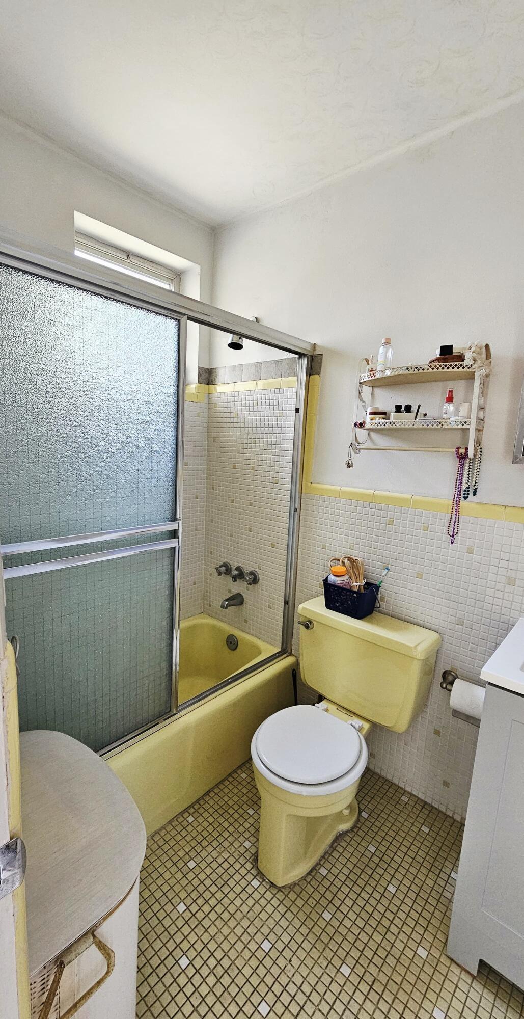 MAR-LEN GARDENS NO 11 CORP-CO-OP - Residential