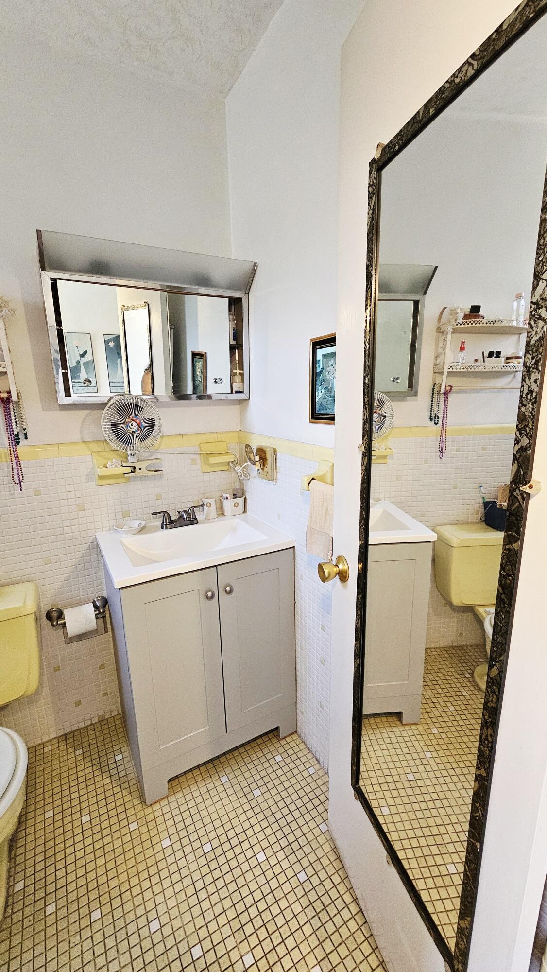 MAR-LEN GARDENS NO 11 CORP-CO-OP - Residential