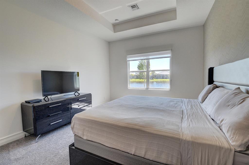 Valencia Bay - Residential