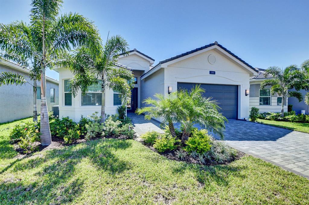 Valencia Bay - Residential