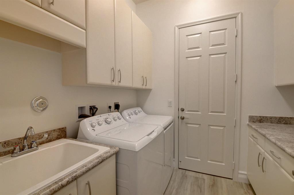 Valencia Bay - Residential