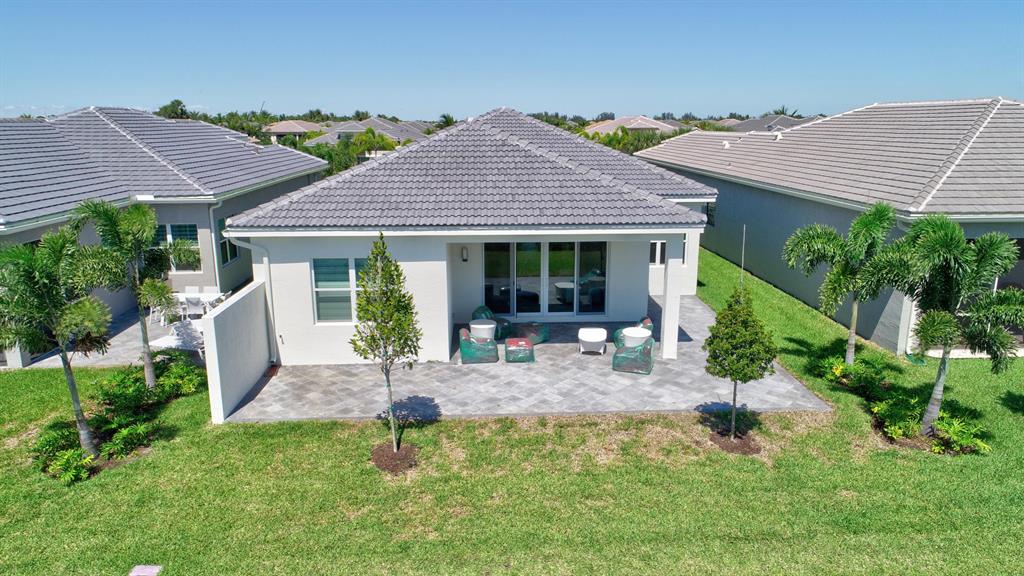 Valencia Bay - Residential