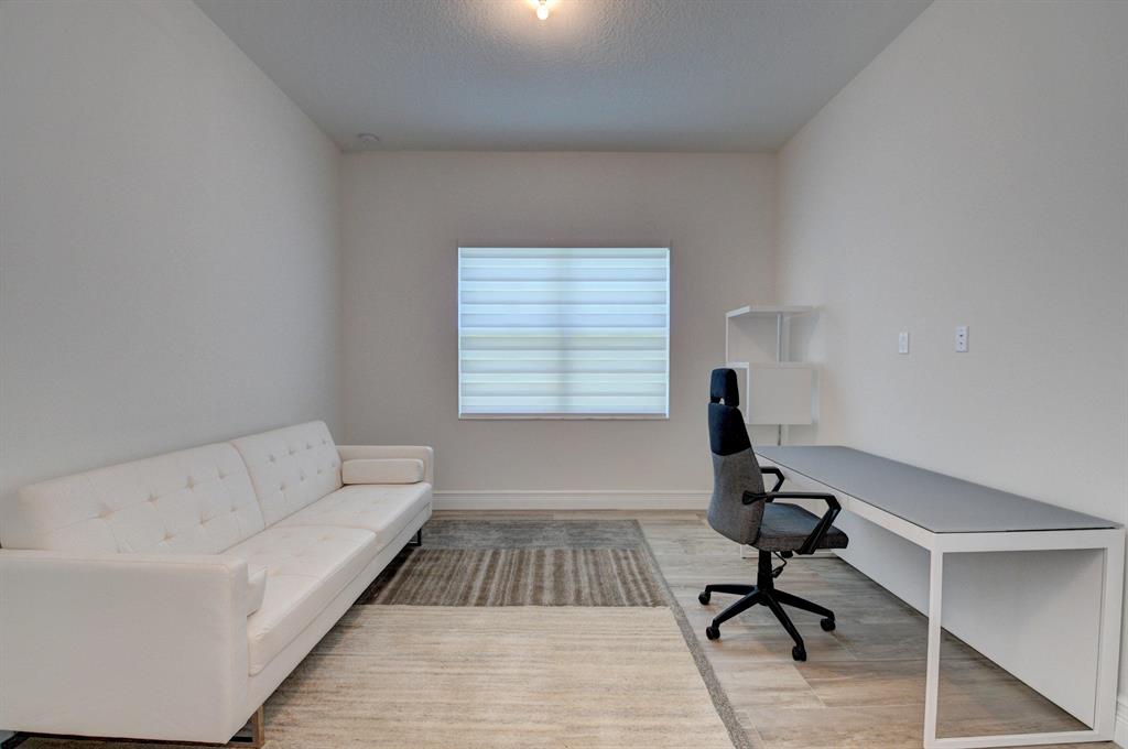 Valencia Bay - Residential