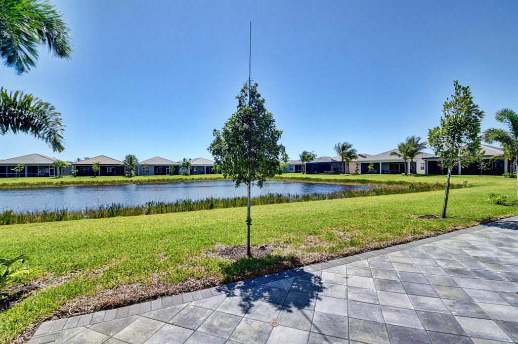 Valencia Bay - Residential