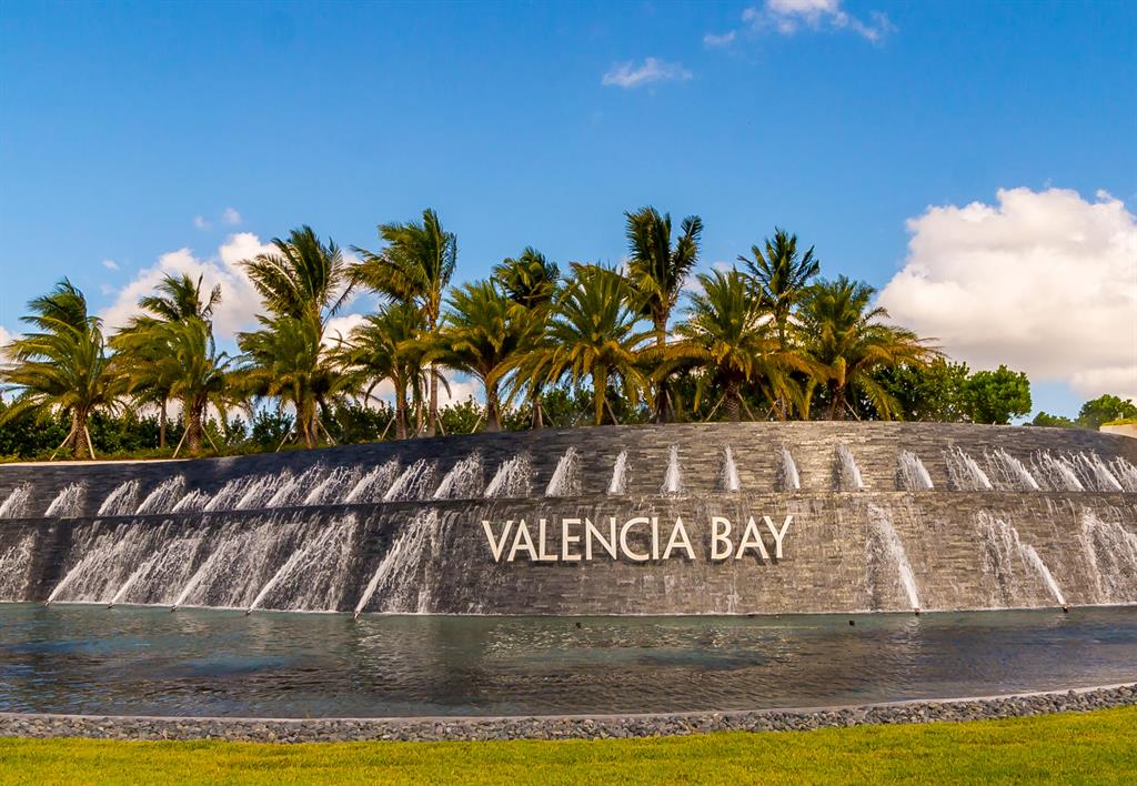 Valencia Bay - Residential