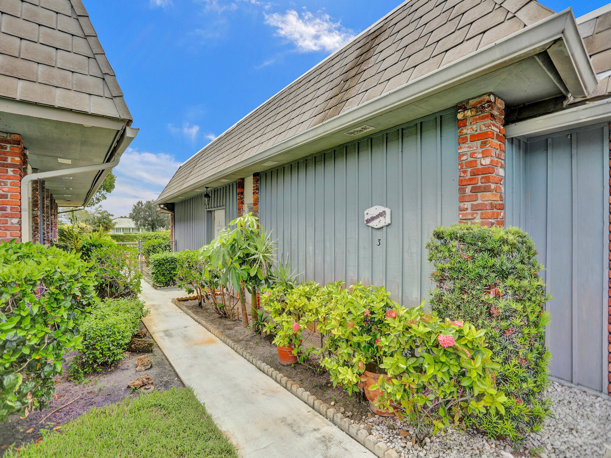 340 Orange Tree Drive 3