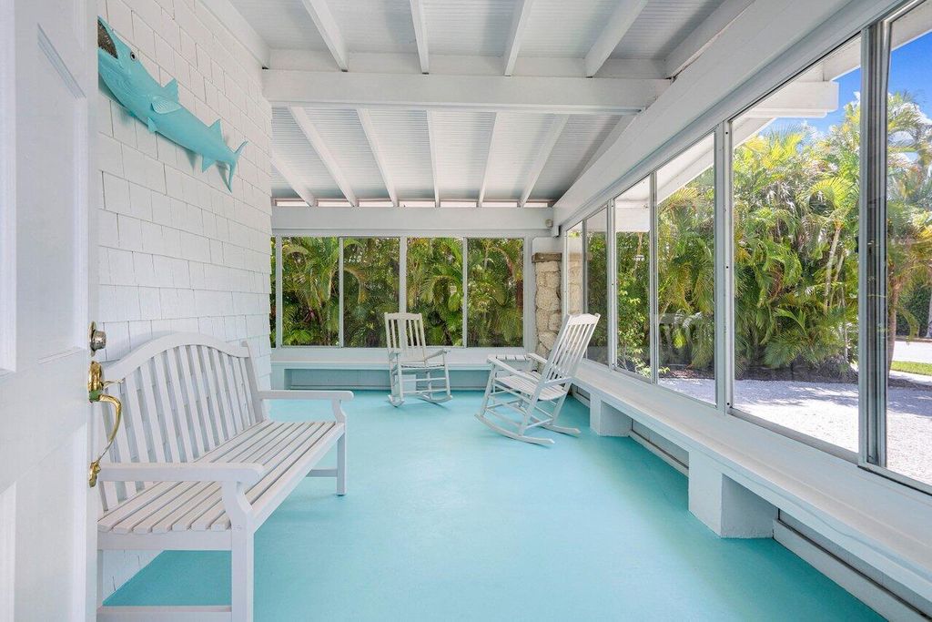 Photo of 141 Chilean Avenue, Palm Beach, FL 33480 (MLS # R11098300)