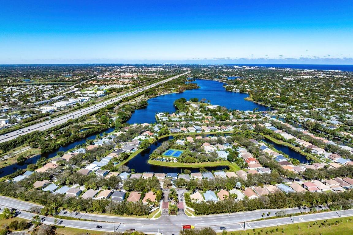Delray Lakes - Residential