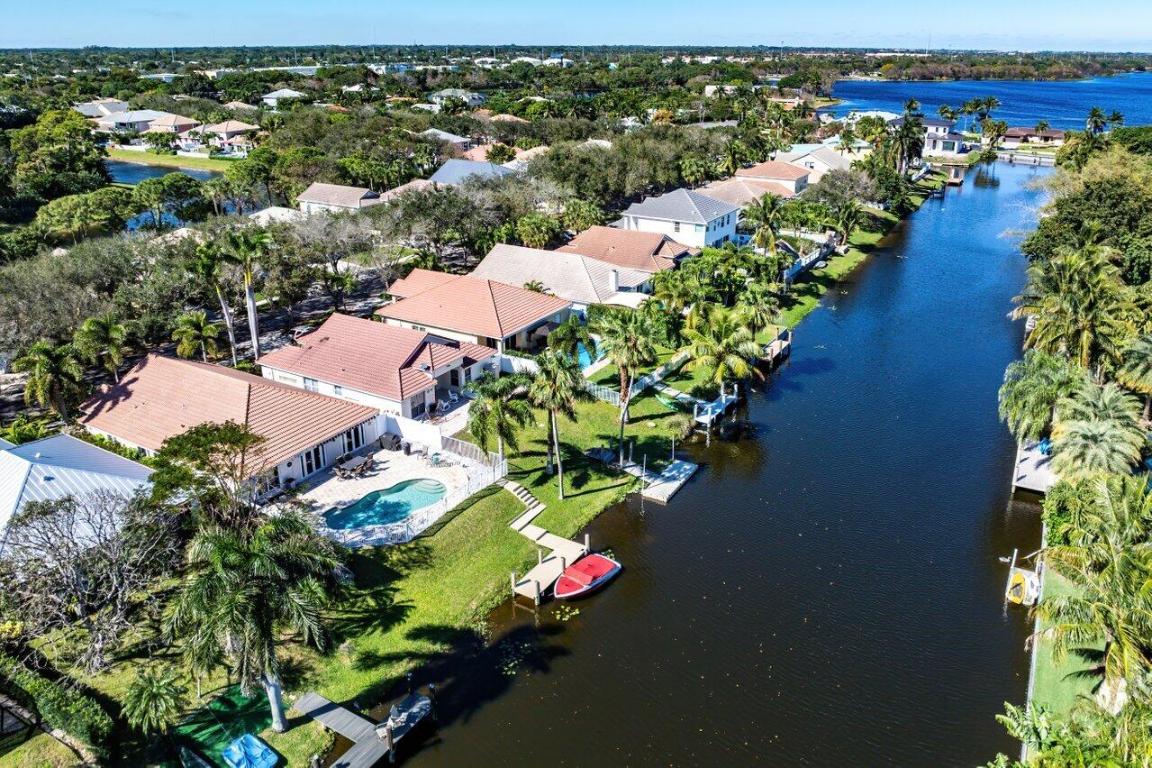 Delray Lakes - Residential