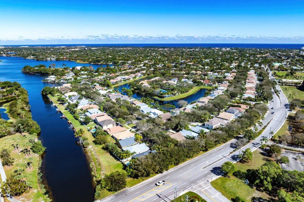 Delray Lakes - Residential