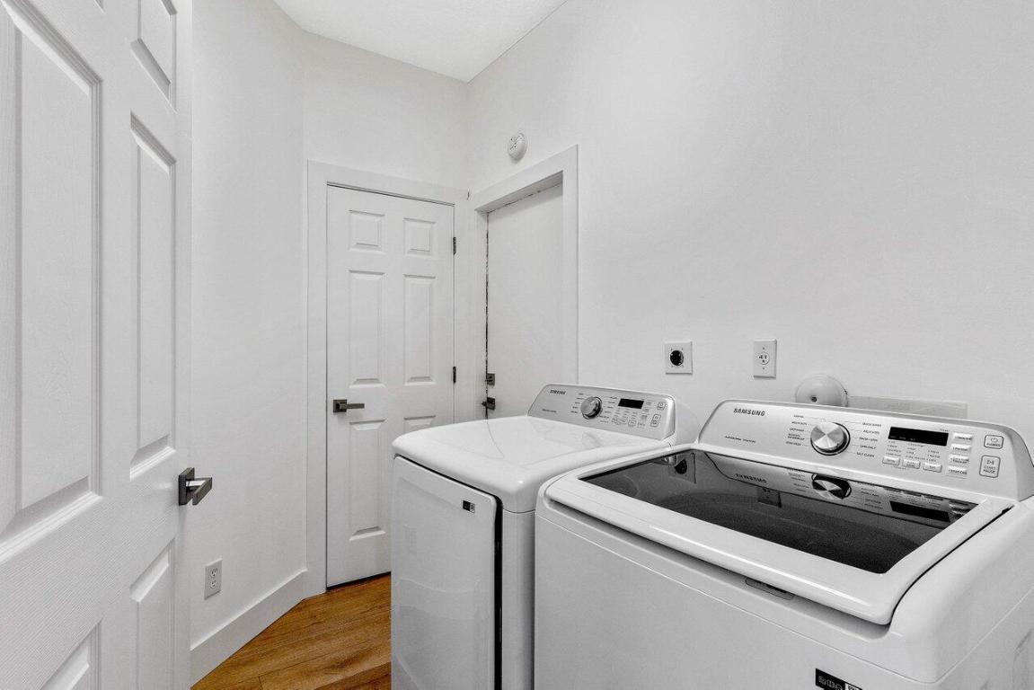 Delray Lakes - Residential