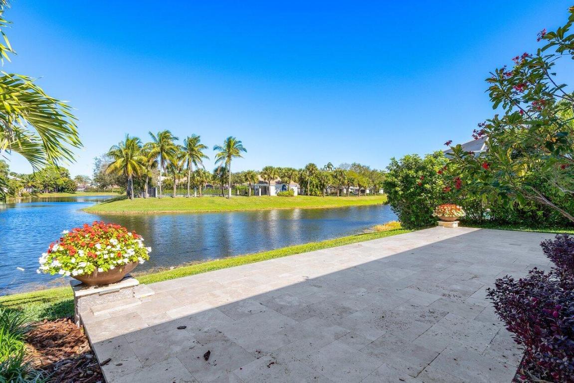 Delray Lakes - Residential