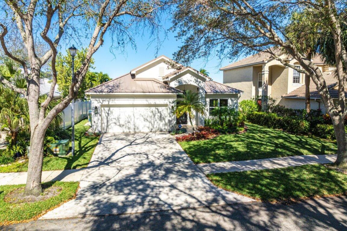 Delray Lakes - Residential