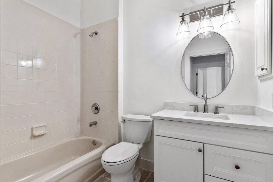 Delray Lakes - Residential