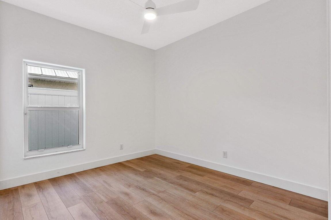 Delray Lakes - Residential