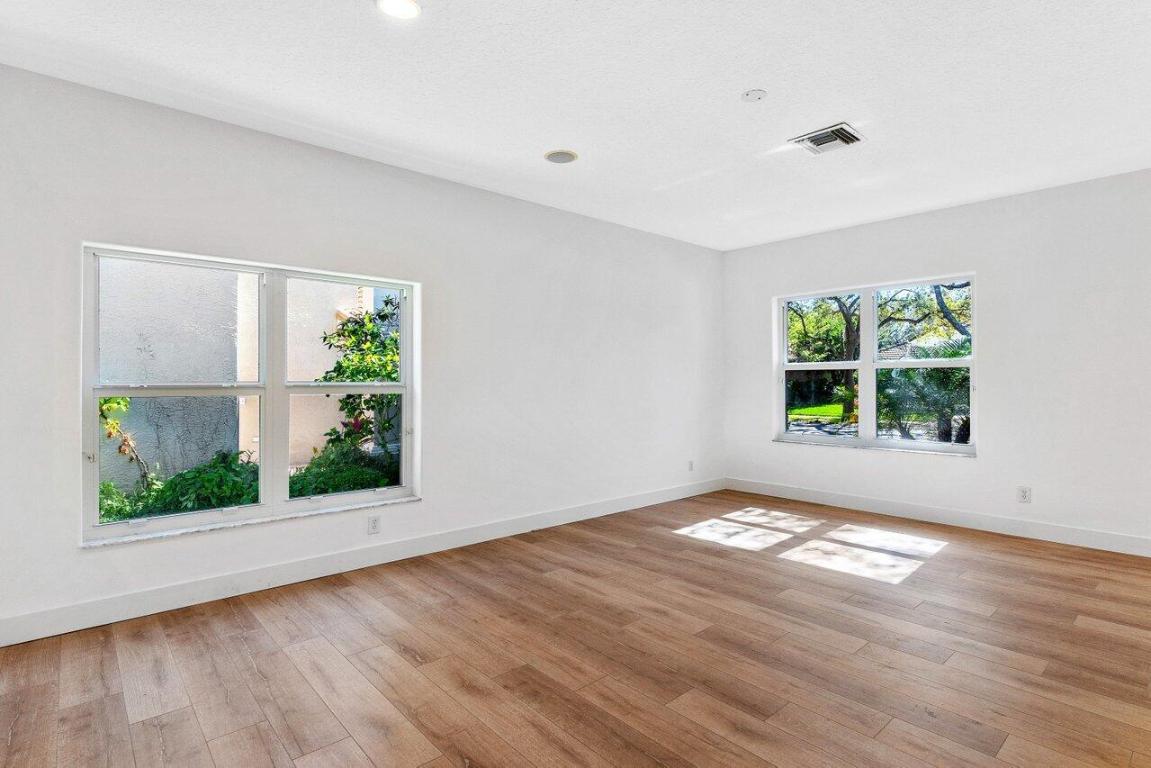 Delray Lakes - Residential