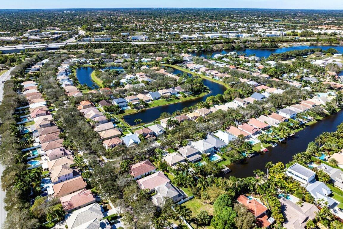 Delray Lakes - Residential