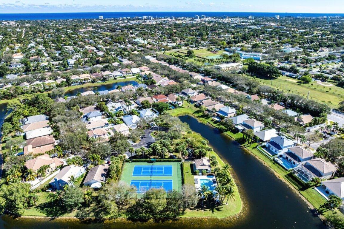 Delray Lakes - Residential