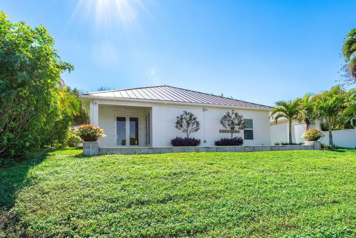 Delray Lakes - Residential