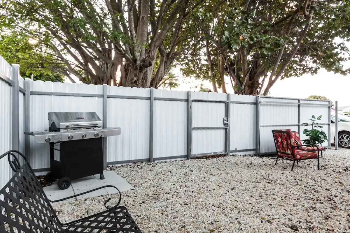 DELRAY TOWN OF - Residential