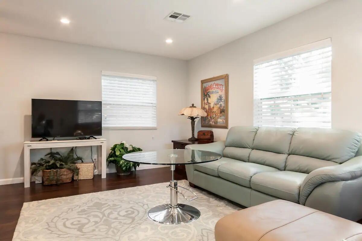 DELRAY TOWN OF - Residential