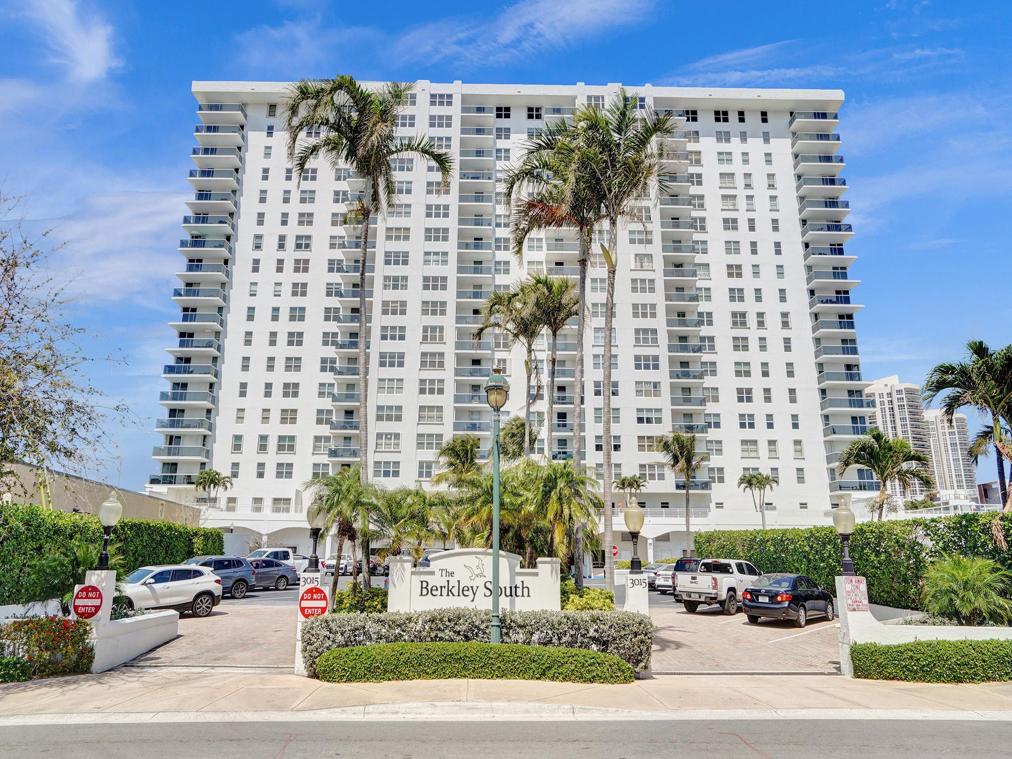 3015 N Ocean Blvd 19 E