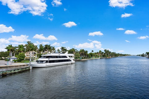 Tiny photo for 735 SE 4th Avenue, Delray Beach, FL 33483 (MLS # B26086991)